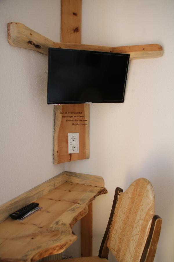 Gasthof Zum Loewen Aschau Im Zillertal Екстериор снимка