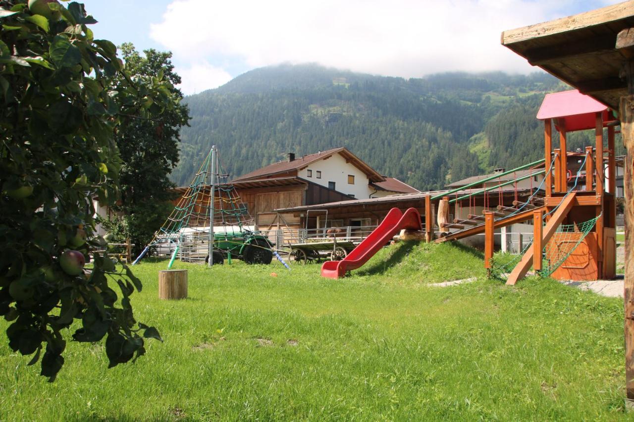Gasthof Zum Loewen Aschau Im Zillertal Екстериор снимка